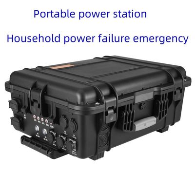 항공 소켓 휴대용 태양 전지 발전기 7000W 끊김 없는 전원 공급 110V-220V