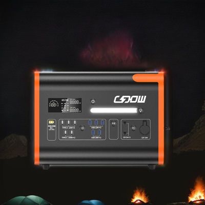 폴더블 2000W 휴대용 전력 발전소 15W 무선 충전과 함께 태양광 전력 공급