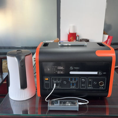 USB 충전 및 태양 전지를 위한 모든 소켓 타입 2000W 에너지 저장용 휴대용 발전기