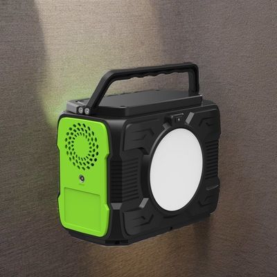 LED 라이트 소스와 DC1 2 출력 12V-16.8V/6A의 휴대용 발전소