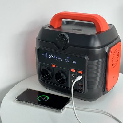 600W/300W/2200W 비상 캠핑 가정 및 RV을위한 휴대용 태양 에너지 저장 발전기