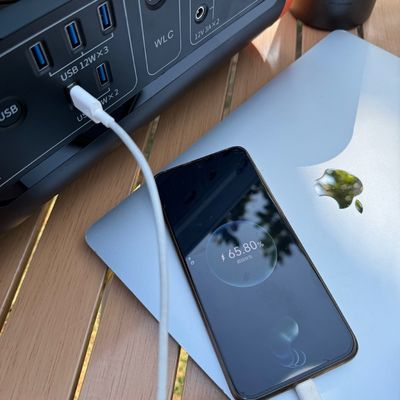 600W 휴대용 발전소 2048wh 2200W 야외 전력 태양 전지 발전기 내구성 설계