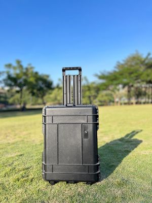 4000W 휴대용 발전소, 높은 전력 출력 및 리?? 철화강 배터리