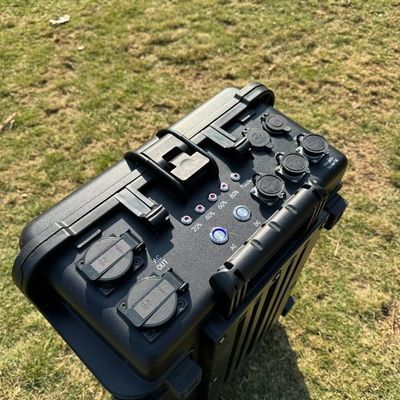 LT-40 LiFePO4 가정/캠핑 발전소용 휴대용 태양광 발전기 4000W 110V/220V