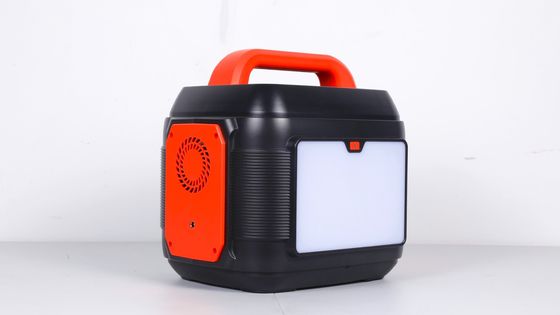 커스터마이징 할 수있는 색상 600W/576wh 실내 비상 발전소용 휴대용 태양 발전기