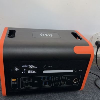 태양 전지 자동차 LED 조명 UPS 재충전 가능한 휴대용 리?? 발전소 인버터 시스템