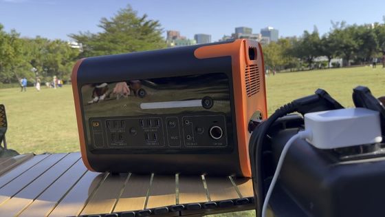2200W 2048wh 40ah 휴대용 태양광 야외 캠핑 발전소 CE 인증