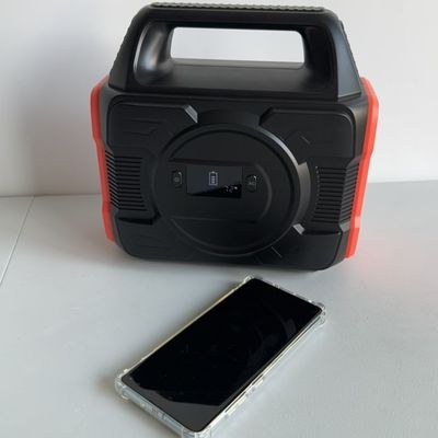 300W/110/220V-50Hz/60Hz 휴대용 태양광 발전소 대기 전원 기능