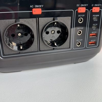 긴급 에너지 수요 600W 리?? 배터리와 11W LED 조명으로 가정용 전력 센터