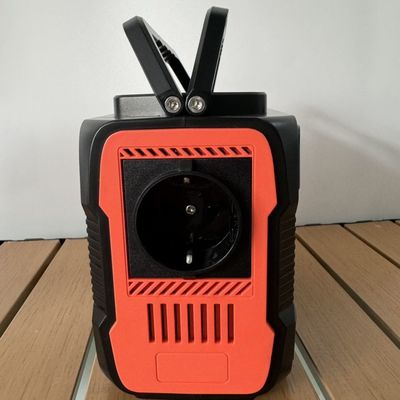 DC1 2 출력 12V-16.8V/6A 및 QC3.0 출력 12V/1.5A 태양 200W 휴대용 발전소