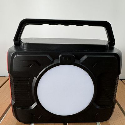 저렴한 가격과 USB1/USB2 수출 5V/2.1A와 함께 200W 야외 이동 전력 발전소