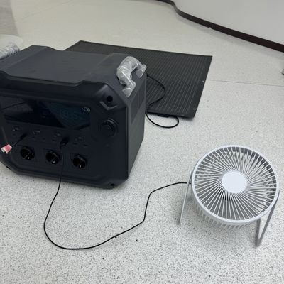 2500W AC 출력 3600W 태양 발전기 야외 캠핑/RV용 휴대용 발전소