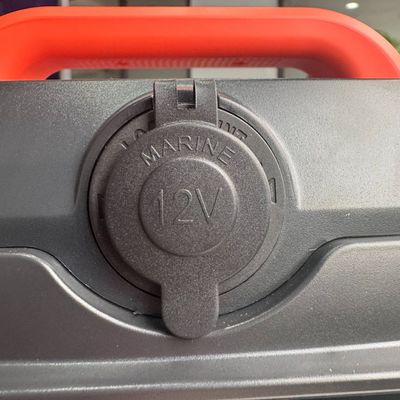 110V/220V 지원 휴대용 발전소 600W/1500W 출력 및 DC 출력 12-13V 10A