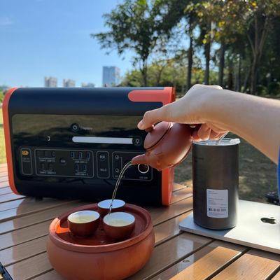 Un38.3/Msos 인증 2200W 220V 휴대용 태양 전지 충전 800W 야외용 발전기