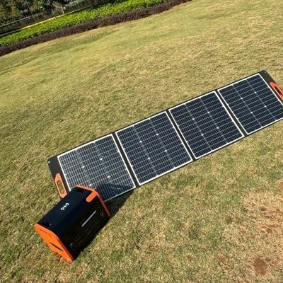 2024 2400W 2200W 휴대용 2000W 태양광 솔루션 발전소 C 타입 3*18W/2*100W