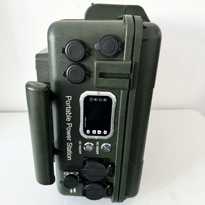 야외 작업 캠핑 비상 110V / 230V / 3000W 전력 발전소 AC / DC / USB 포트