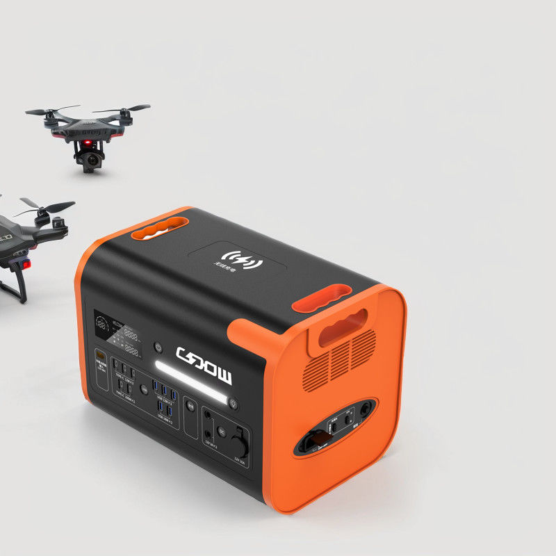 LiFePO4battery 휴대용 태양광 발전소 이동 중 충전 할 수있는 선택