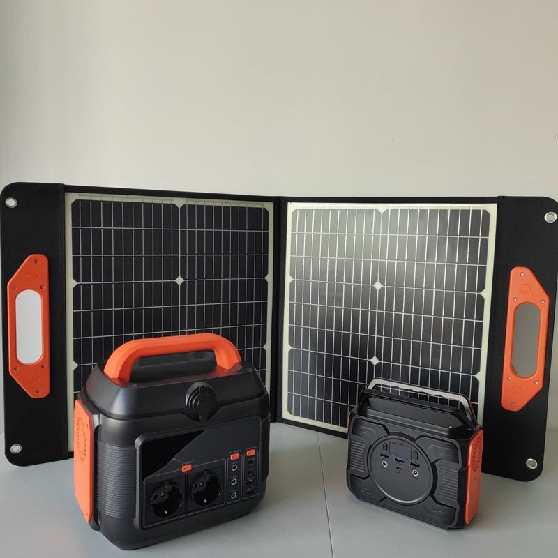 USB1/USB2 수출 및 173wh 명목 용량으로 휴대용 200W 태양 발전기