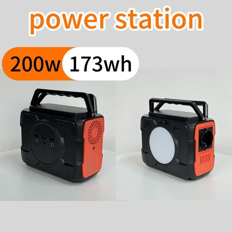 야외 110/220V AC 출력 태양 발전기 200W 전력 용량과 Ec5 출력