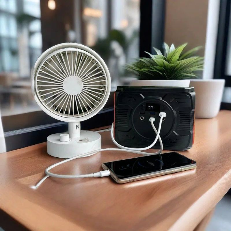 110/220V-50Hz/60Hz AC 출력 캠핑 홈 발전소용 48000mAh 태양 발전기