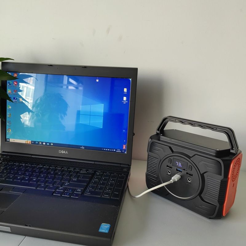 미니 휴대용 발전소 200W 뜨거운 오렌지색과 검은색 110/220V-50Hz/60Hz S2X-173