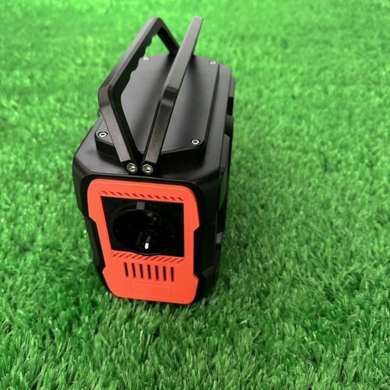 모바일 충전을 위한 외부 휴대용 전력 발전소 200W173wh