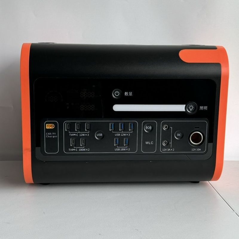 220V±5% AC 출력 2200W 휴대용 전원 공급 장치 가정 비상 및 캠핑을위한 백업